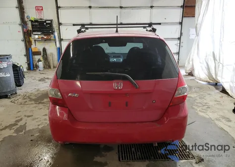 2008 Honda Fit z USA, uszkodzony, nr VIN JHMGD37408S064485